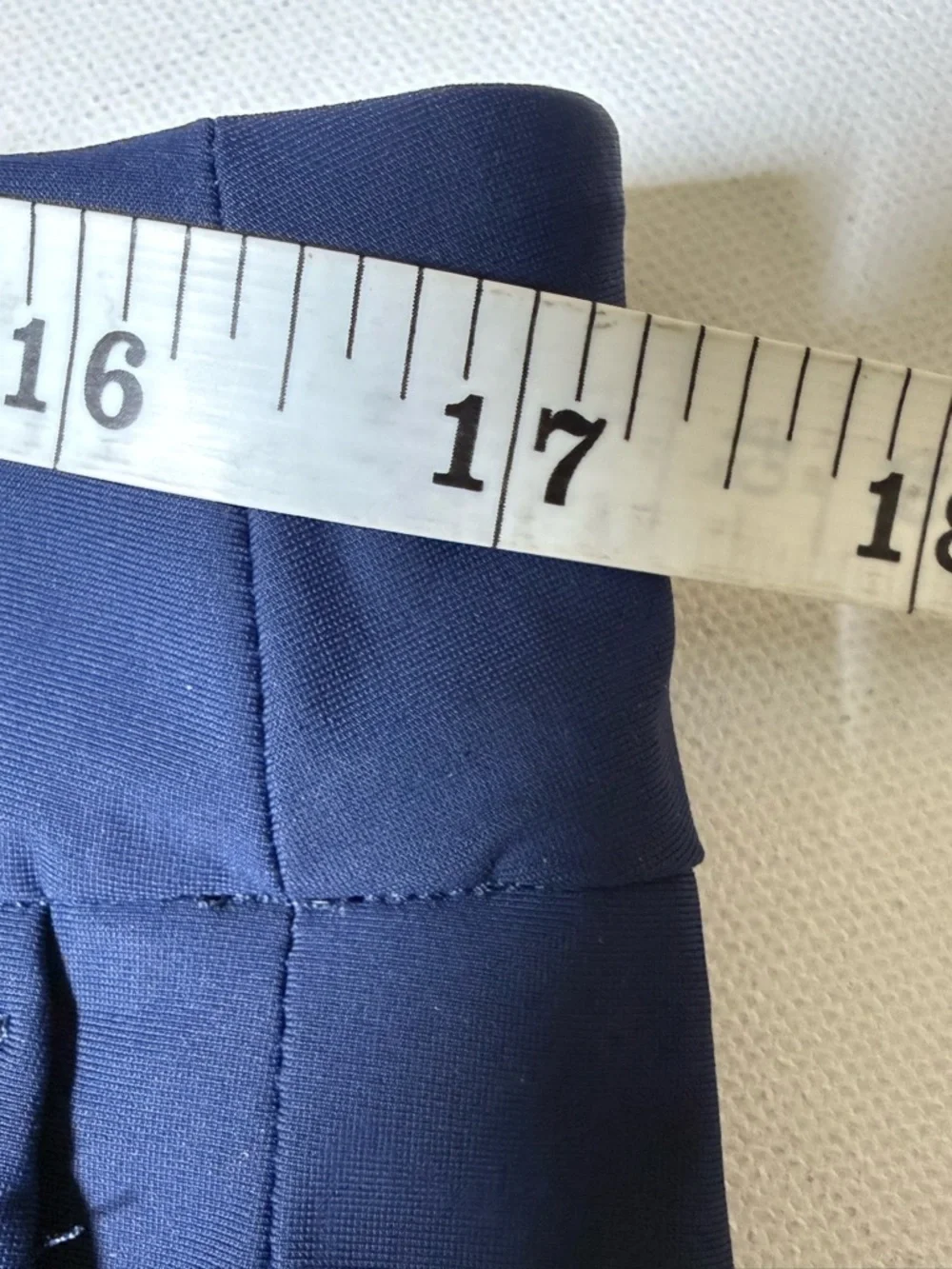 SPANX Navy Tailored Performance Shorts | Size M Stretch‎ Golf Athleisure Comfort